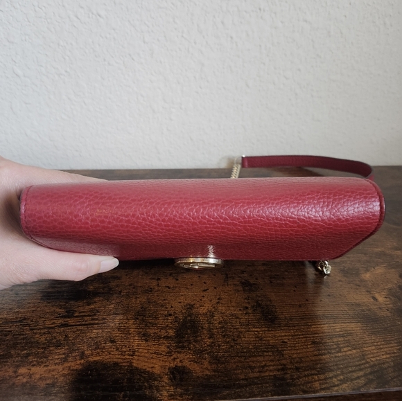 Gucci Interlocking G Chain Wallet Red Leather - Picture 7 of 16